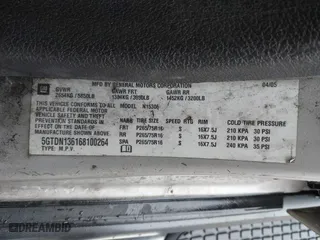 2006 Hummer H3 with VIN 5GTDN136168100264, listed as a IAAI auction lot 41909894 with 136,284 mi miles. Bid and sale history available at carsss.com. Image 9.