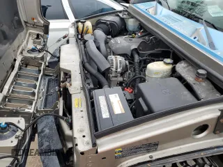 2005 Hummer H2 SUV with VIN 5GRGN23UX5H119854, listed as a Copart auction lot 75086174 with 0 mi miles and Non Repairable. Bid and sale history available at carsss.com. Image 12.