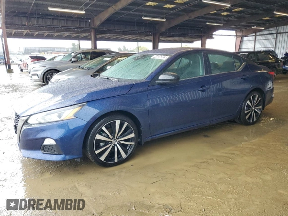 2022 Nissan Altima 2.5 SR with VIN 1N4BL4CV3NN327460, listed as a Copart auction lot 44026825 with 84,771 mi miles and Salvage Title. Bid and sale history available at carsss.com. Image 1.