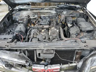 2000 GMC Sierra 1500 with VIN 1GTGC34R2YR191556, listed as a Copart auction lot 52346615 with Not Provided miles and Salvage Title. Bid and sale history available at DreamBid. Image 11.