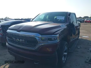2021 Ram 1500 Limited z VIN 1C6SRFHT1MN682662, wystawiony jako IAAI lot #41134317 z przebiegiem 29 446 mil mil oraz . Historia ofert i sprzedaży dostępna na DreamBid. Obrazek 17.