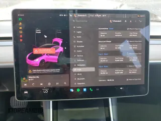 2020 Tesla Model 3 Standard Range Plus z VIN 5YJ3E1EA7LF606441, wystawiony jako Copart lot #53382915 z przebiegiem 56 113 mil mil oraz Szkoda całkowita • Salvage title. Historia ofert i sprzedaży dostępna na DreamBid. Obrazek 9.