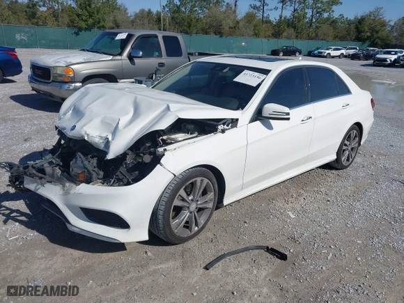 2016 Mercedes-Benz E-Class E 350 Sport with VIN WDDHF5KB2GB232214, listed as a IAAI auction lot 41723156 with 119,157 mi miles. Bid and sale history available at carsss.com. Image 17.