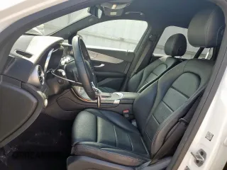 2022 Mercedes-Benz GLC 300 with VIN W1N0G8DB0NG093759, listed as a Copart auction lot 59327285 with 52,095 mi miles and Salvage title. Bid and sale history available at DreamBid. Image 7.