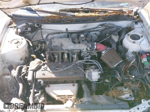 1996 Geo Prizm LSi z VIN 1Y1SK5265TZ048378, wystawiony jako IAAI lot #41987626 z przebiegiem 191 228 mil mil oraz . Historia ofert i sprzedaży dostępna na DreamBid. Obrazek 10.