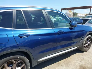 2023 BMW X3 sDrive30i z VIN 5UX43DP04P9P44100, wystawiony jako IAAI lot #42267136 z przebiegiem 28 618 mil mil oraz . Historia ofert i sprzedaży dostępna na DreamBid. Obrazek 13.