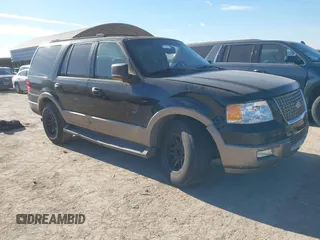 2003 Ford Expedition Eddie Bauer with VIN 1FMEU17W83LC17028, listed as a IAAI auction lot 41355928 with 229,271 mi miles. Bid and sale history available at carsss.com. Image 1.
