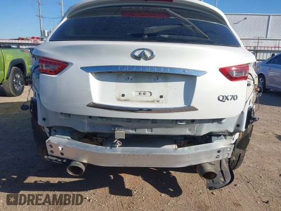 2016 Infiniti QX70 with VIN JN8CS1MU5GM670094, listed as a IAAI auction lot 41769838 with 87,227 mi miles and . Bid and sale history available at DreamBid. Image 6.