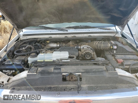 2001 Ford F-350 XL with VIN 1FTWW32F31ED39867, listed as a Copart auction lot 80069644 with 241,113 mi miles and Salvage title. Bid and sale history available at DreamBid. Image 12.