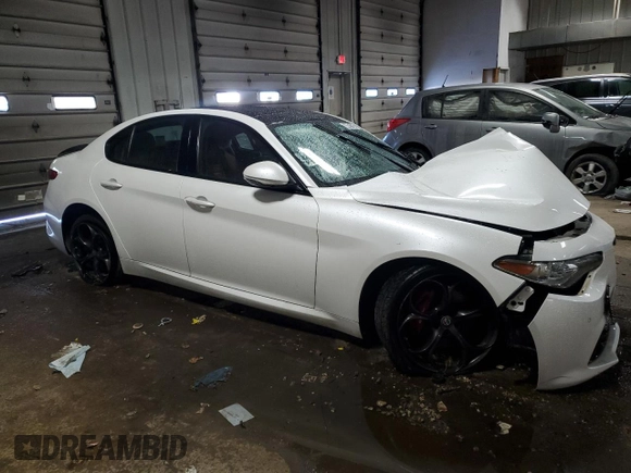 2018 Alfa Romeo Giulia Ti Sport with VIN ZARFAECN5J7576726, listed as a Copart auction lot 44971045 with Not provided miles and Clean title. Bid and sale history available at DreamBid. Image 4.