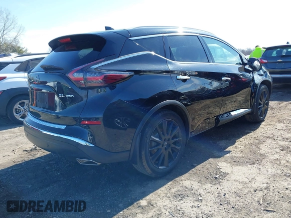 2023 Nissan Murano SL z VIN 5N1AZ2CS9PC104672, wystawiony jako IAAI lot #41697937 z przebiegiem 135 285 mil mil oraz . Historia ofert i sprzedaży dostępna na DreamBid. Obrazek 4.