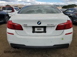 2015 BMW 5 Series 535d xDrive с VIN WBAFV3C55FD687110, выставлен на аукционе Copart как лот 77845114 с пробегом 100 135 миль миль и Списание • Salvage title. История ставок и продаж доступна на DreamBid. Изображение 6.