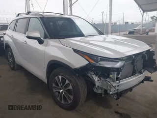 2024 Toyota Highlander LE with VIN 5TDKDRBH7RS538841, listed as a IAAI auction lot 42560074 with 16,773 mi miles and . Bid and sale history available at DreamBid. Image 1.