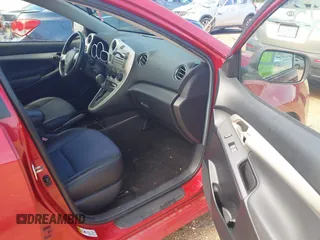 2009 Pontiac Vibe GT z VIN 5Y2SR67019Z423282, wystawiony jako IAAI lot #42231060 z przebiegiem 113 190 mil mil oraz . Historia ofert i sprzedaży dostępna na DreamBid. Obrazek 5.
