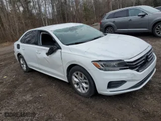 2020 Volkswagen Passat 2.0T S with VIN 1VWAA7A38LC002825, listed as a Copart auction lot 82870524 with 0 mi miles and Salvage Title. Bid and sale history available at carsss.com. Image 4.