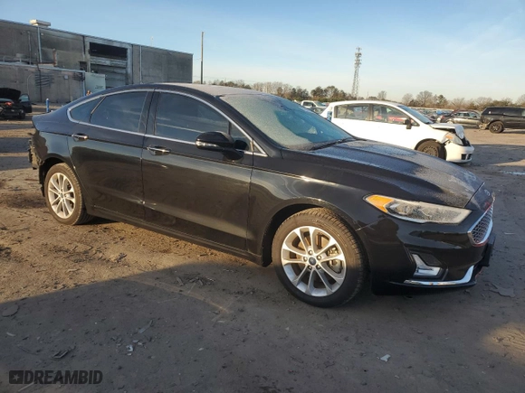 2020 Ford Fusion Plug-In Hybrid Titanium with VIN 3FA6P0SU1LR101192, listed as a Copart auction lot 37051344 with 42,865 mi miles. Bid and sale history available at carsss.com. Image 4.