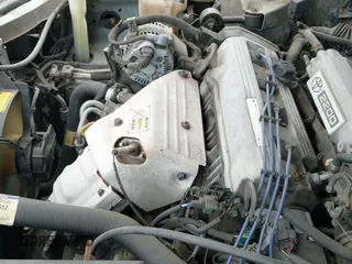 1994 Toyota Camry z VIN 4T1SK12W0RU417369, wystawiony jako IAAI lot #42929584 z przebiegiem 224 569 mil mil oraz . Historia ofert i sprzedaży dostępna na DreamBid. Obrazek 13.