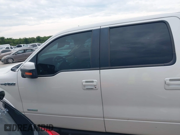2012 Ford F-150 XL с VIN 1FTFW1ETXCFC76141, выставлен на аукционе IAAI как лот 42387027 с пробегом 299 453 миль миль и . История ставок и продаж доступна на DreamBid. Изображение 14.