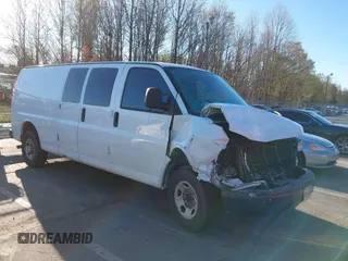 2014 Chevrolet Express Cargo with VIN 1GCWGGBA3E1109722, listed as a IAAI auction lot 41845284 with 224,334 mi miles and . Bid and sale history available at DreamBid. Image 1.