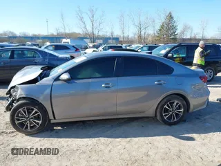 2024 Kia Forte LXS with VIN 3KPF24ADXRE802833, listed as a IAAI auction lot 42059433 with 9,734 mi miles and . Bid and sale history available at DreamBid. Image 13.