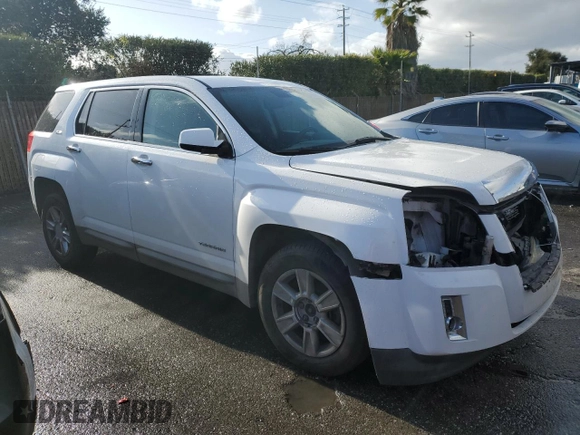 2010 GMC Terrain SLE-1 with VIN 2CTFLCEWXA6317166, listed as a Copart auction lot 49347925 with 193,914 mi miles and Salvage Title. Bid and sale history available at carsss.com. Image 4.
