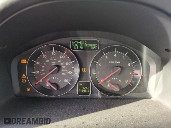 2013 Volvo C30 T5 with VIN YV1672MK2D2301788, listed as a Copart auction lot 49903675 with 74,268 mi miles and Salvage Title. Bid and sale history available at DreamBid. Image 9.
