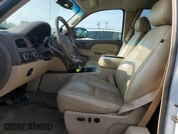 2013 GMC Sierra 1500 SLT with VIN 1GTR2WE75DZ272068, listed as a Copart auction lot 61179585 with 203,512 mi miles and Clean title. Bid and sale history available at DreamBid. Image 7.