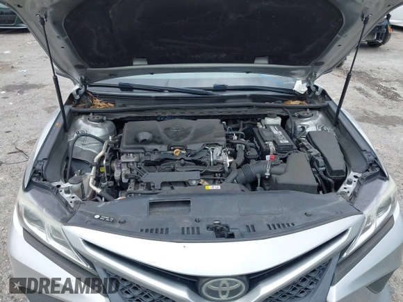 2019 Toyota Camry LE z VIN 4T1B11HK9KU708465, wystawiony jako IAAI lot #41921754 z przebiegiem 119 106 mil mil oraz . Historia ofert i sprzedaży dostępna na DreamBid. Obrazek 10.