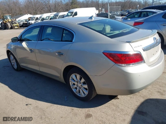 2013 Buick LaCrosse Leather with VIN 1G4GC5ER4DF303453, listed as a IAAI auction lot 41621139 with 113,222 mi miles. Bid and sale history available at carsss.com. Image 3.