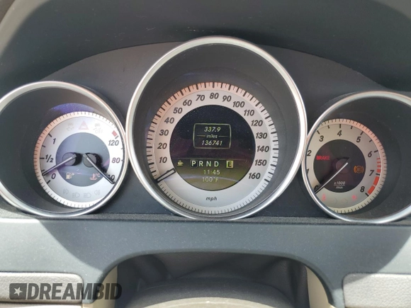 2012 Mercedes-Benz C 250 с VIN WDDGJ4HB0CF820966, выставлен на аукционе Copart как лот 63697624 с пробегом 136 741 миль миль и На запчасти • Non repairable. История ставок и продаж доступна на DreamBid. Изображение 9.