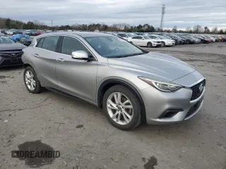 2017 Infiniti QX30 z VIN SJKCH5CP1HA020045, wystawiony jako Copart lot #49338735 z przebiegiem 32 144 mil mil oraz Szkoda całkowita • Salvage title. Historia ofert i sprzedaży dostępna na DreamBid. Obrazek 4.