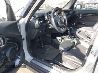 2019 MINI Hardtop 4 Door Cooper S with VIN WMWXU3C54K2H88672, listed as a IAAI auction lot 42227589 with 6,203 mi miles and . Bid and sale history available at DreamBid. Image 19.