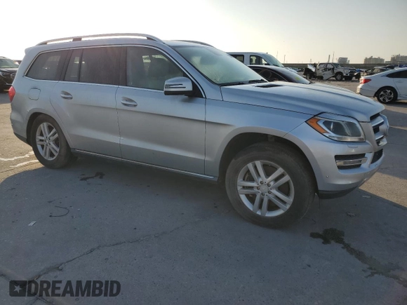 2013 Mercedes-Benz GL 450 z VIN 4JGDF7CE9DA161099, wystawiony jako Copart lot #53731725 z przebiegiem 142 017 mil mil oraz Czysty tytuł • Clean title. Historia ofert i sprzedaży dostępna na DreamBid. Obrazek 4.