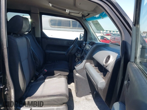 2005 Honda Element EX with VIN 5J6YH18615L007159, listed as a IAAI auction lot 41990173 with 165,376 mi miles and . Bid and sale history available at DreamBid. Image 5.