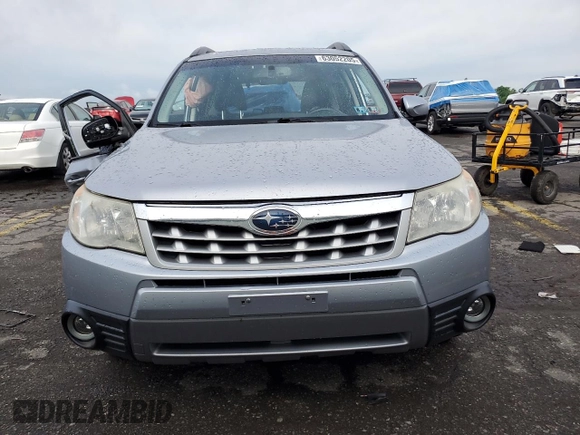 2013 Subaru Forester X Limited with VIN JF2SHAEC9DH424022, listed as a Copart auction lot 63052205 with 118,970 mi miles and Salvage title. Bid and sale history available at DreamBid. Image 5.
