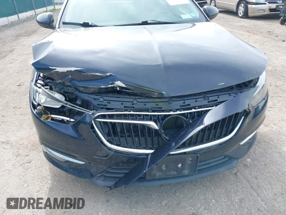 2018 Buick Regal Essence with VIN W04GP6SX3J1130707, listed as a IAAI auction lot 42341640 with 125,524 mi miles and . Bid and sale history available at DreamBid. Image 6.