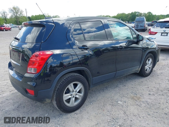 2020 Chevrolet Trax LS with VIN KL7CJKSB7LB061579, listed as a IAAI auction lot 42196726 with 47,583 mi miles and . Bid and sale history available at DreamBid. Image 4.