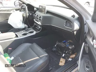2019 Kia Stinger GT1 with VIN KNAE45LC2K6049548, listed as a IAAI auction lot 40970268 with 35,217 mi miles and . Bid and sale history available at DreamBid. Image 5.