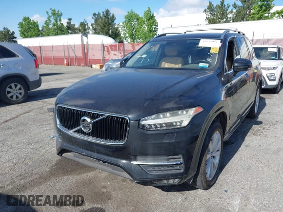 2016 Volvo XC90 T6 Momentum z VIN YV4A22PK7G1069884, wystawiony jako IAAI lot #42247951 z przebiegiem 116 640 mil mil oraz . Historia ofert i sprzedaży dostępna na DreamBid. Obrazek 6.