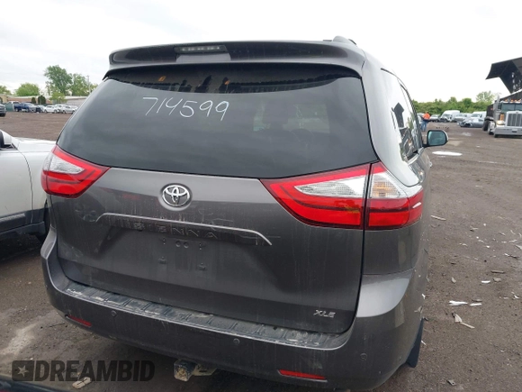 2016 Toyota Sienna XLE z VIN 5TDYK3DC3GS714599, wystawiony jako IAAI lot #42240471 z przebiegiem 135 746 mil mil oraz . Historia ofert i sprzedaży dostępna na DreamBid. Obrazek 16.