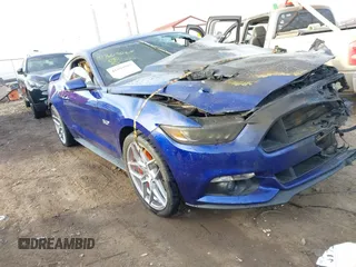2015 Ford Mustang GT z VIN 1FA6P8CF1F5374946, wystawiony jako IAAI lot #41804067 z przebiegiem 31 564 mil mil oraz . Historia ofert i sprzedaży dostępna na DreamBid. Obrazek 1.
