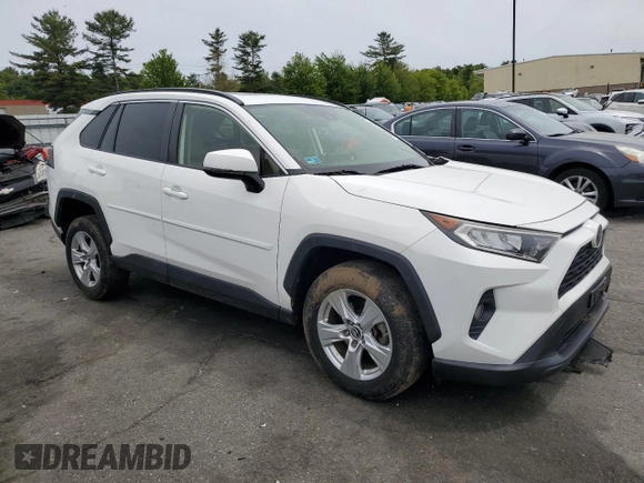 2019 Toyota RAV4 XLE with VIN JTMP1RFV6KD518001, listed as a Copart auction lot 58648895 with 44,309 mi miles and Salvage title. Bid and sale history available at DreamBid. Image 4.