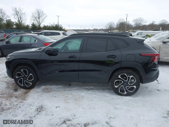 2025 Chevrolet Trax 2RS with VIN KL77LJEP7SC033660, listed as a IAAI auction lot 41607877 with 6,688 mi miles. Bid and sale history available at carsss.com. Image 14.