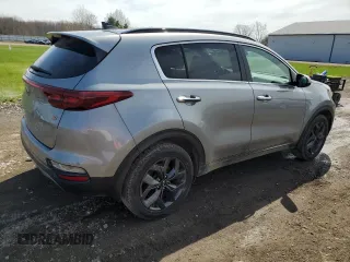 2020 Kia Sportage S with VIN KNDP6CAC0L7657061, listed as a Copart auction lot 52208695 with 113,861 mi miles and Salvage Title. Bid and sale history available at carsss.com. Image 3.