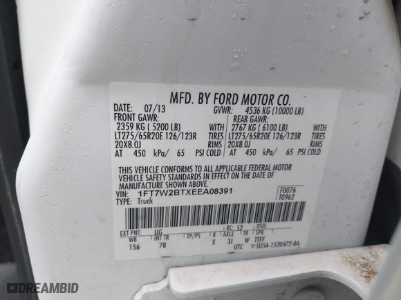 2014 Ford Super Duty F-250 SRW XL with VIN 1FT7W2BTXEEA08391, listed as a IAAI auction lot 41483571 with 100,871 mi miles. Bid and sale history available at carsss.com. Image 9.