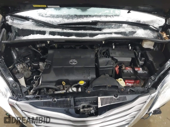 2014 Toyota Sienna Ltd with VIN 5TDDK3DC7ES072058, listed as a IAAI auction lot 41548332 with 153,742 mi miles. Bid and sale history available at carsss.com. Image 10.