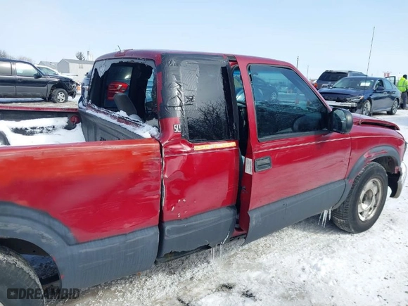 2002 GMC Sonoma SL Fleet with VIN 1GTCS19W228217168, listed as a IAAI auction lot 41615959 with 138,864 mi miles. Bid and sale history available at carsss.com. Image 21.