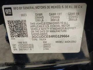 2024 Chevrolet Silverado 1500 Custom Trail Boss with VIN 3GCUDCE84RG129664, listed as a IAAI auction lot 41652172 with 35,644 mi miles. Bid and sale history available at carsss.com. Image 9.