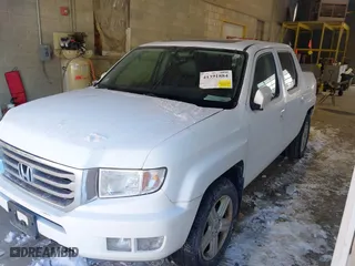 2014 Honda Ridgeline RTL with VIN 5FPYK1F55EB012490, listed as a IAAI auction lot 41391884 with 130,121 mi miles. Bid and sale history available at carsss.com. Image 17.