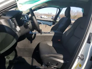2025 Volvo XC60 Plus с VIN YV4M12RC1S1116731, выставлен на аукционе Copart как лот 44860085 с пробегом 1 923 миль миль и Чистый • Clean title. История ставок и продаж доступна на DreamBid. Изображение 7.